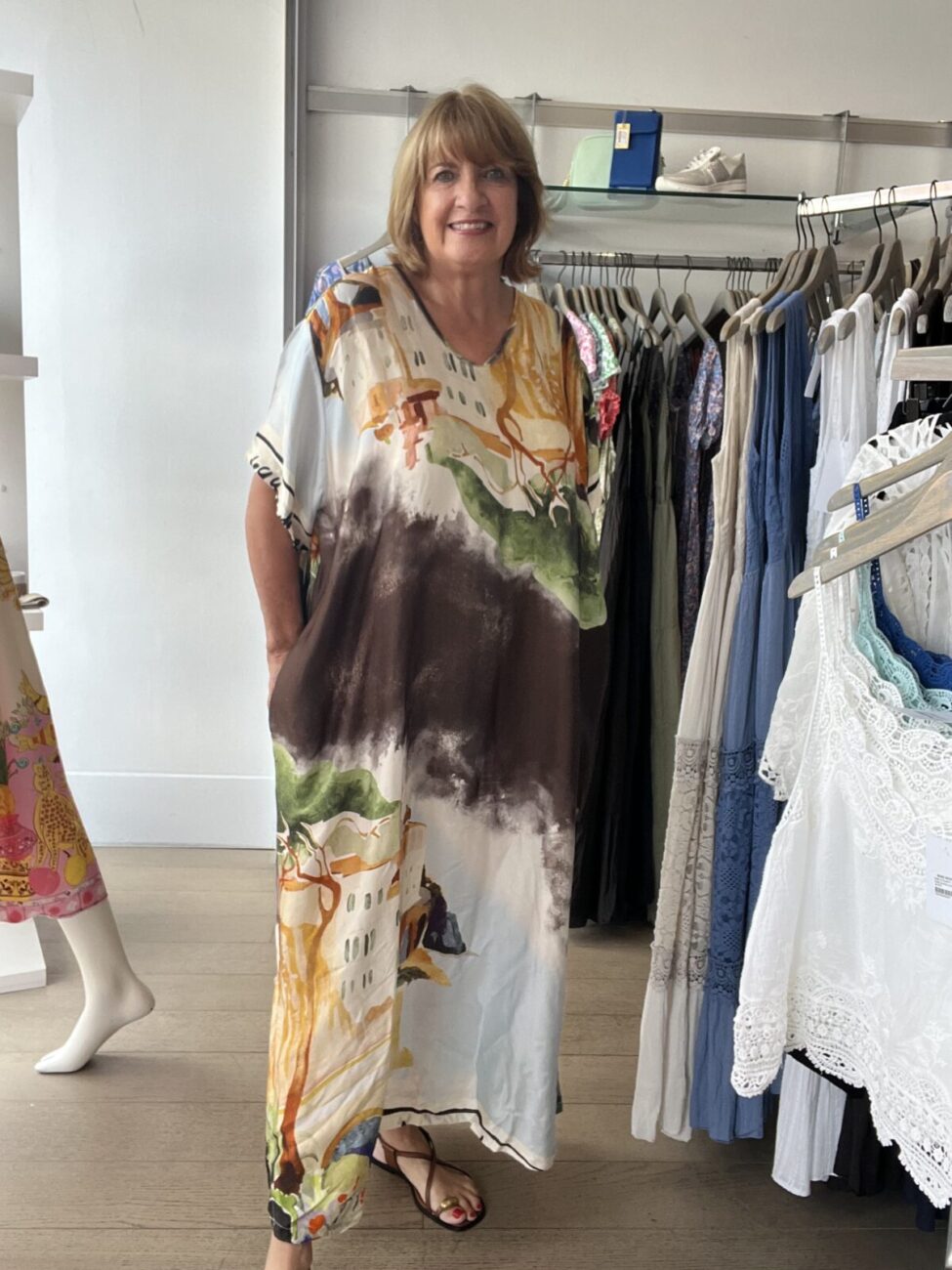 Amalfi Coast V Neck SS Satin Printed Dress image 6