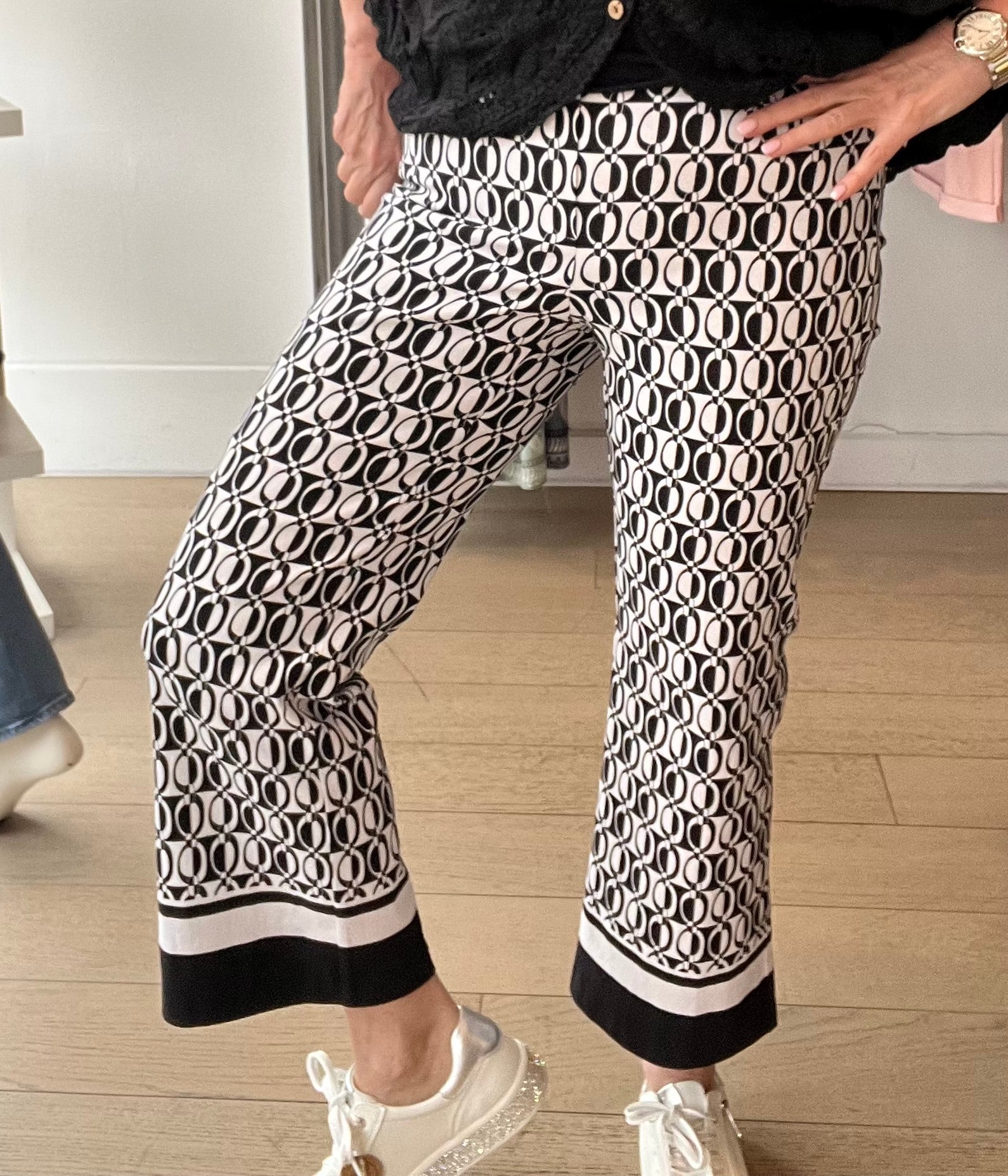 Robell Joella Mono Print with border Detail