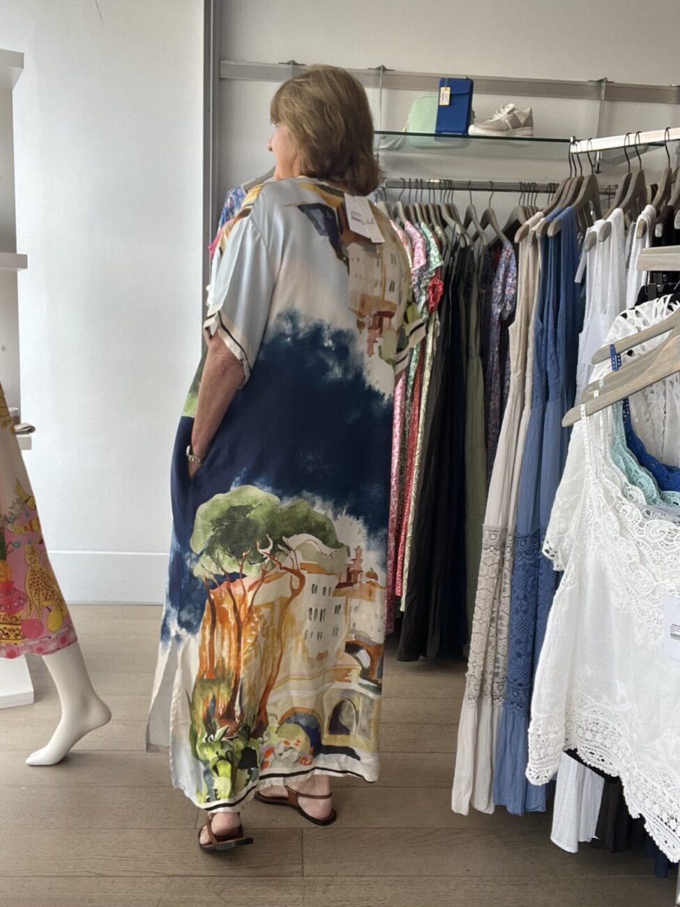 Amalfi Coast V Neck SS Satin Printed Dress image 4