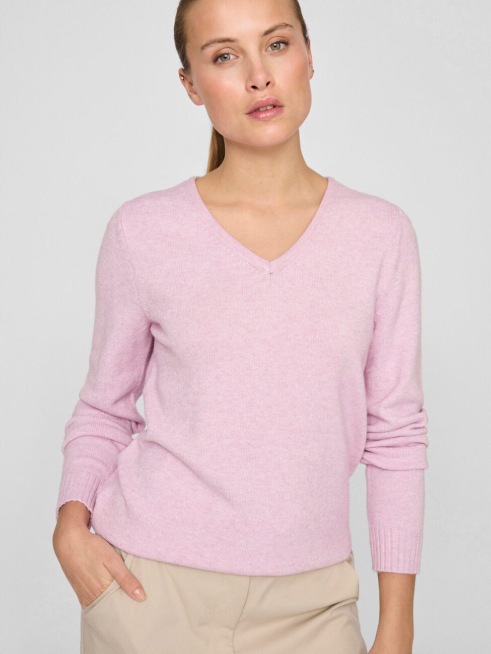 Vila Viril V-neck L/S Knit Top Bestseller image 36