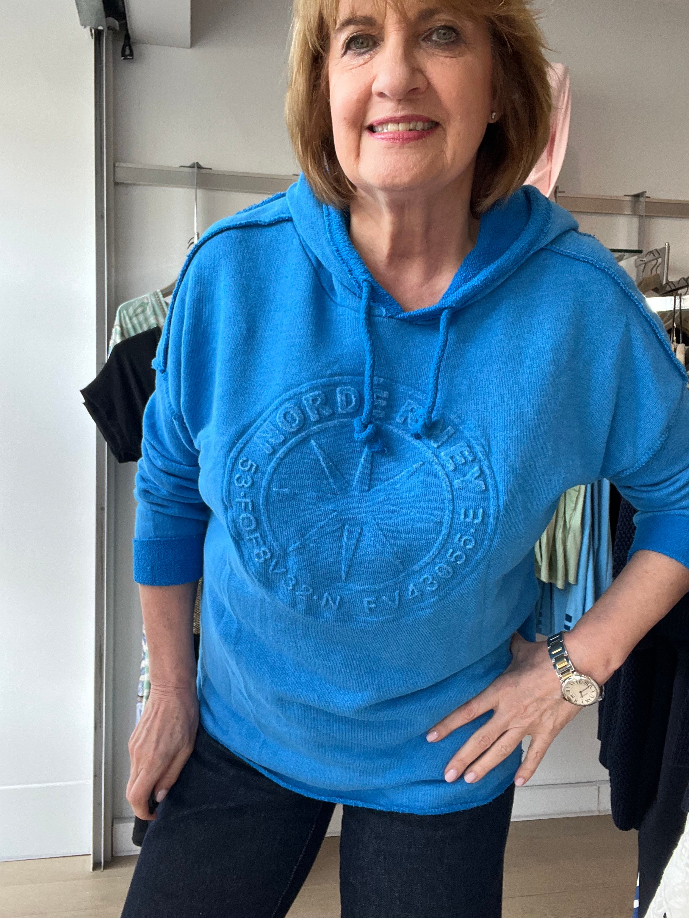 Embossed Bestselling Hoodie Sweat