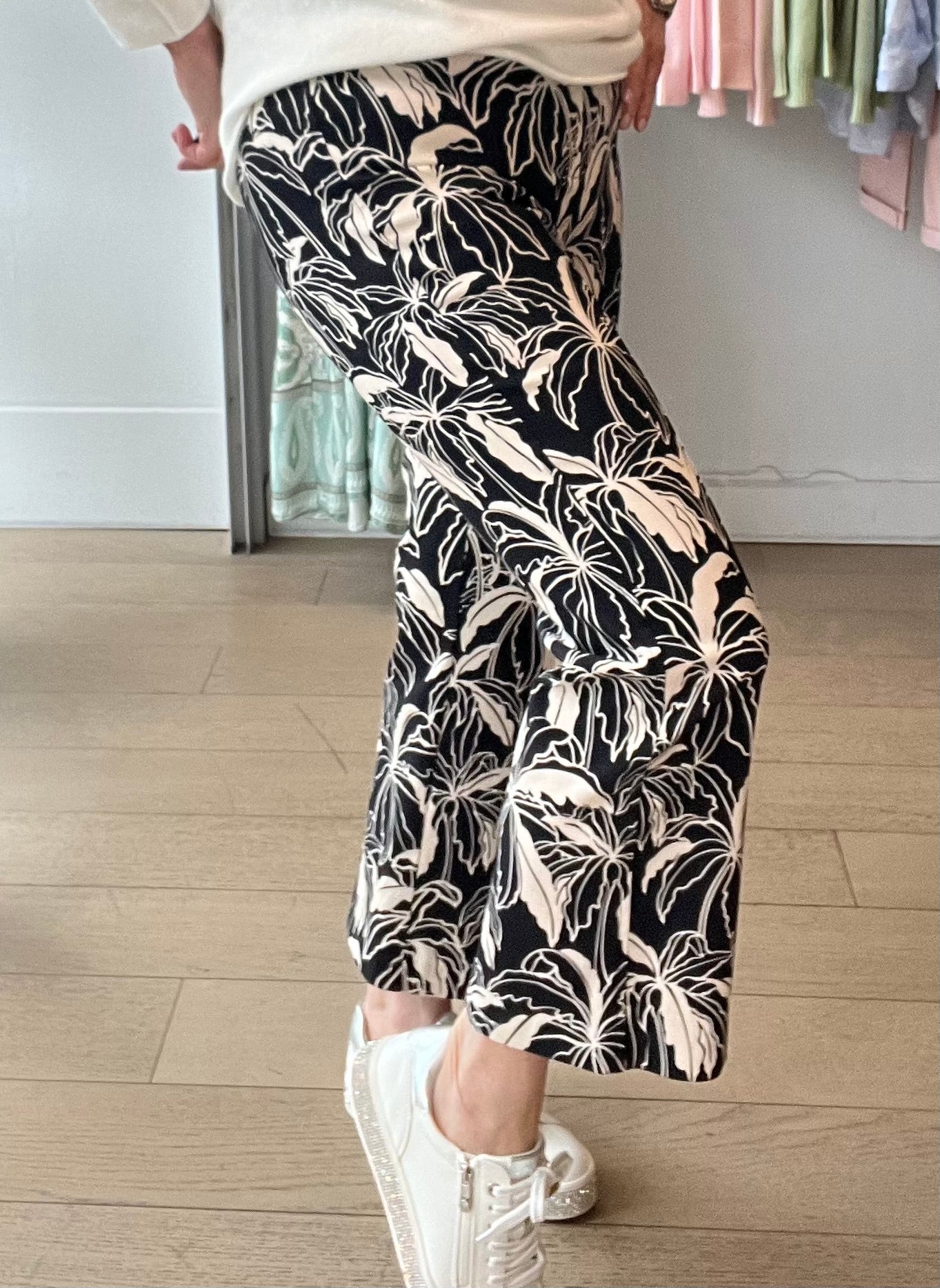 Robell Joella Kickflare Ankle Grazer Printed Pant