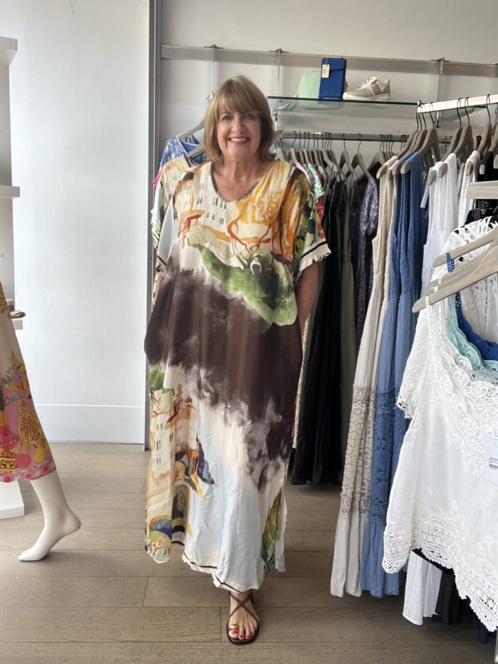 Amalfi Coast V Neck SS Satin Printed Dress image 7
