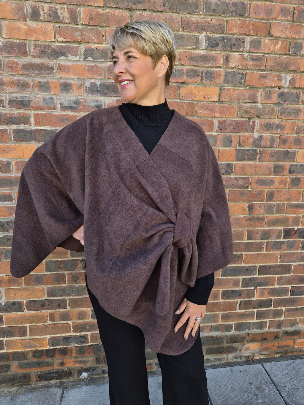 Cape Tie Front