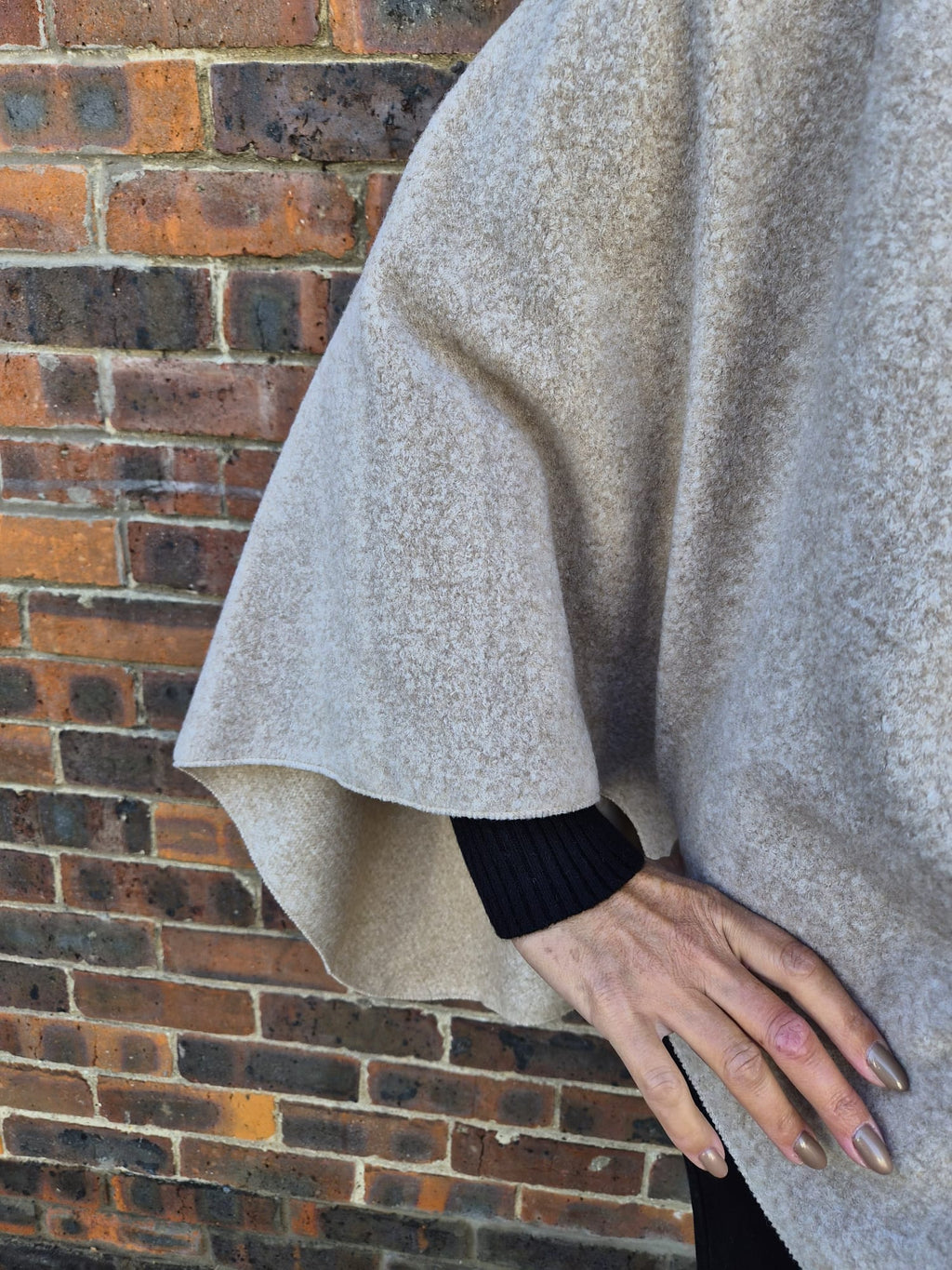 Cape Tie Front