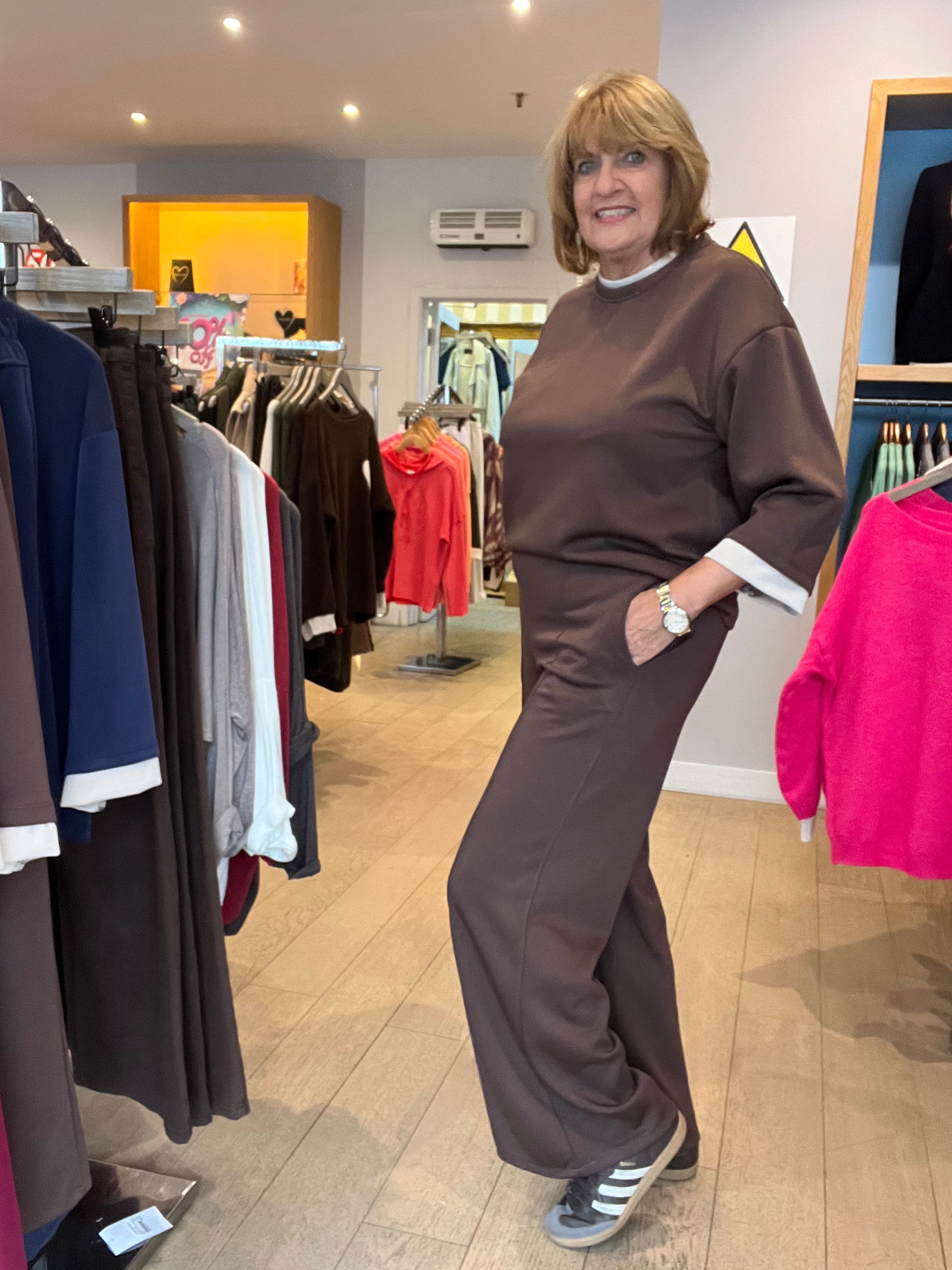 Loungewear pants , wide leg with pockets!
