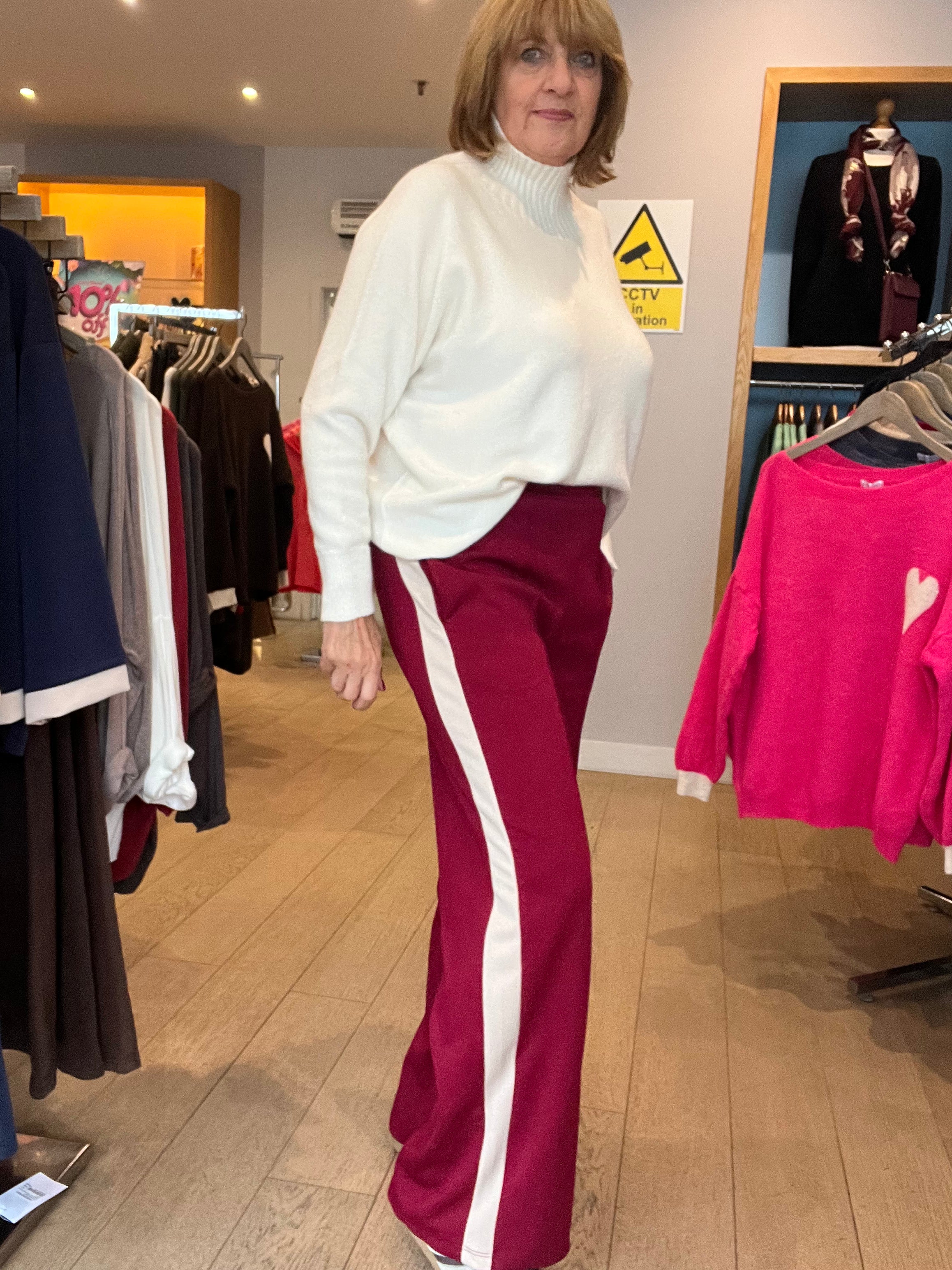 Lounge Scuba leisure pants with Side Stripe and Pockets