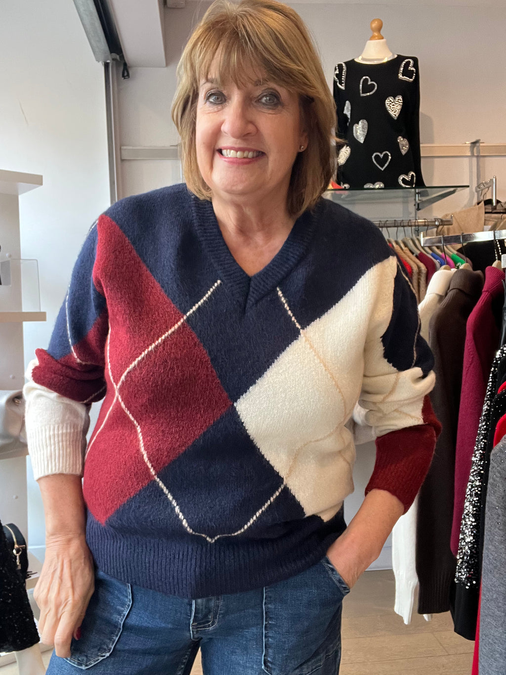 Alicia Argyle V Knit