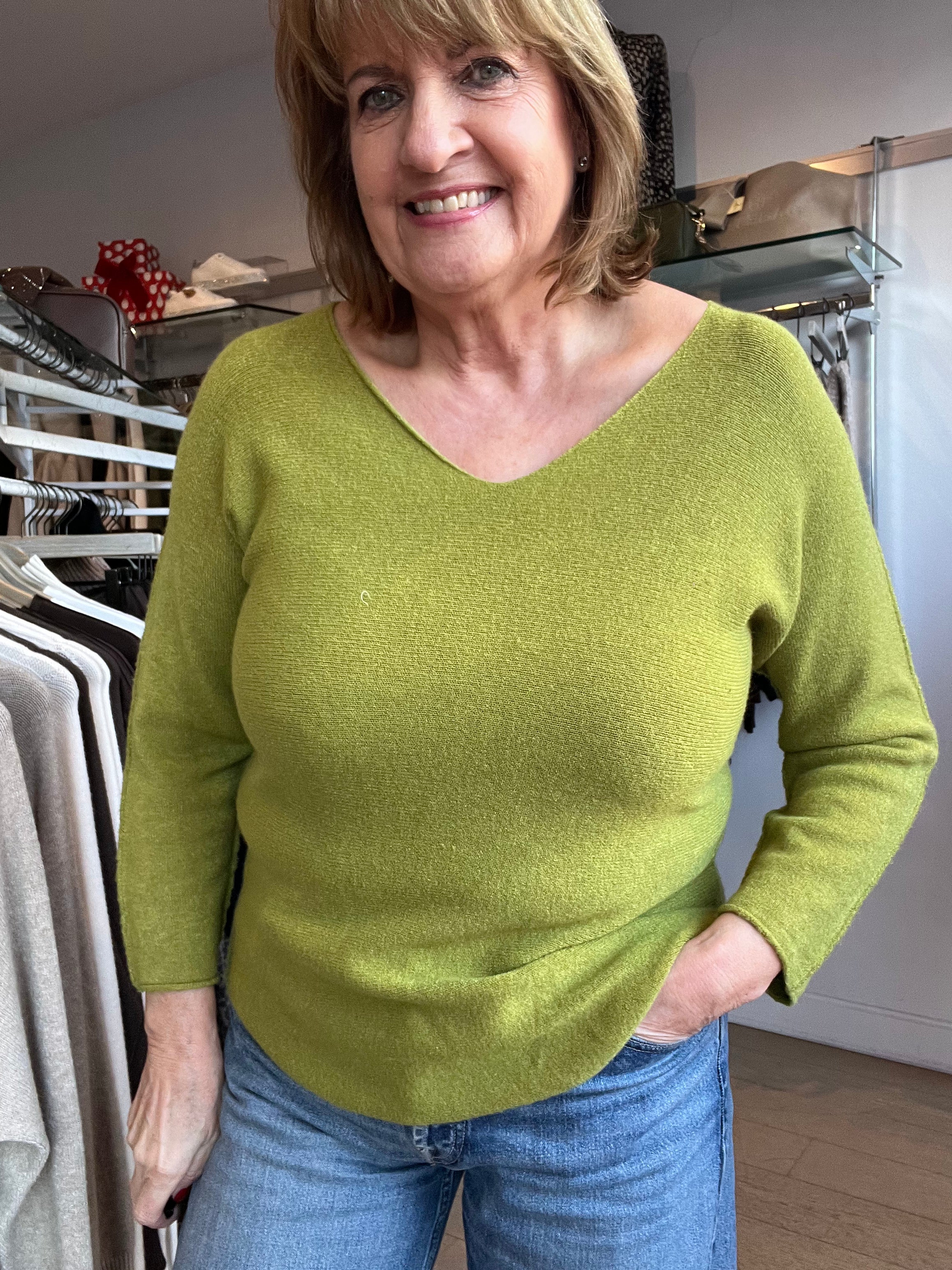 Lottie V Neck Knit Top