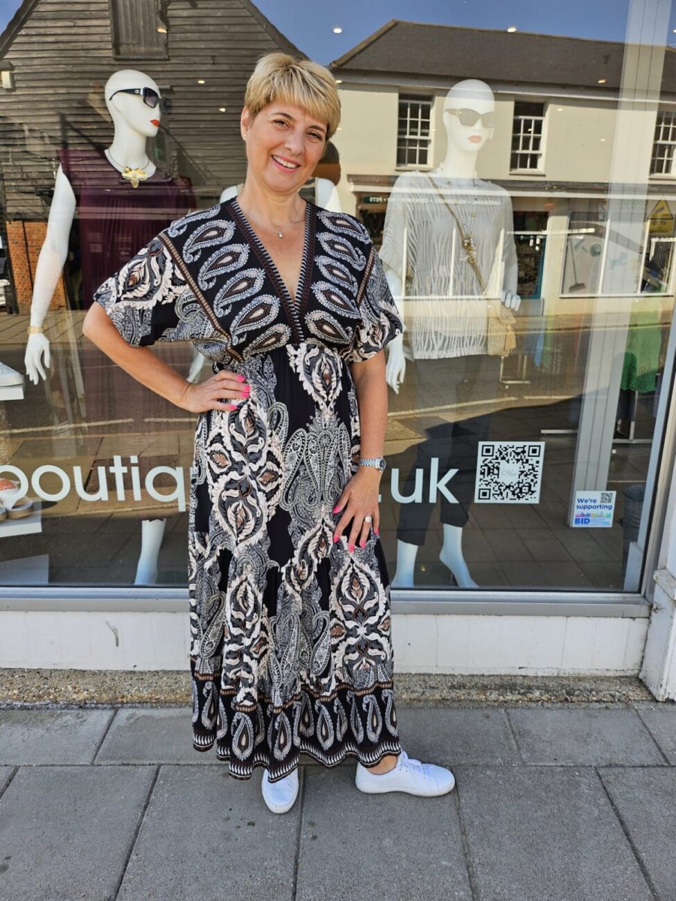 Melissa Printed Maxi Dress - Black, ONESIZE image