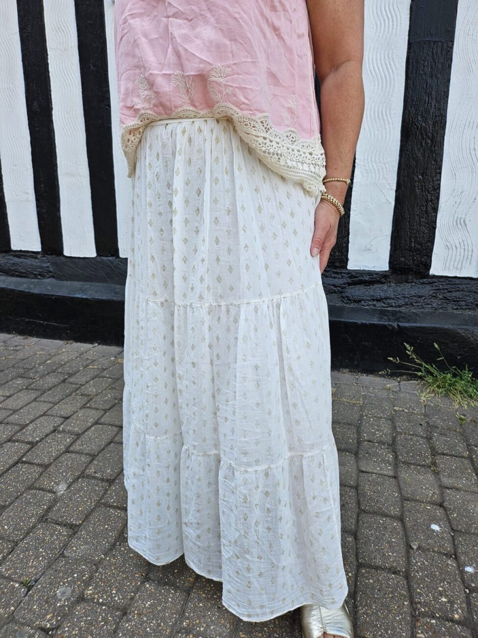 Cotton Lined Skirt with Gold Diamond Motif image 3