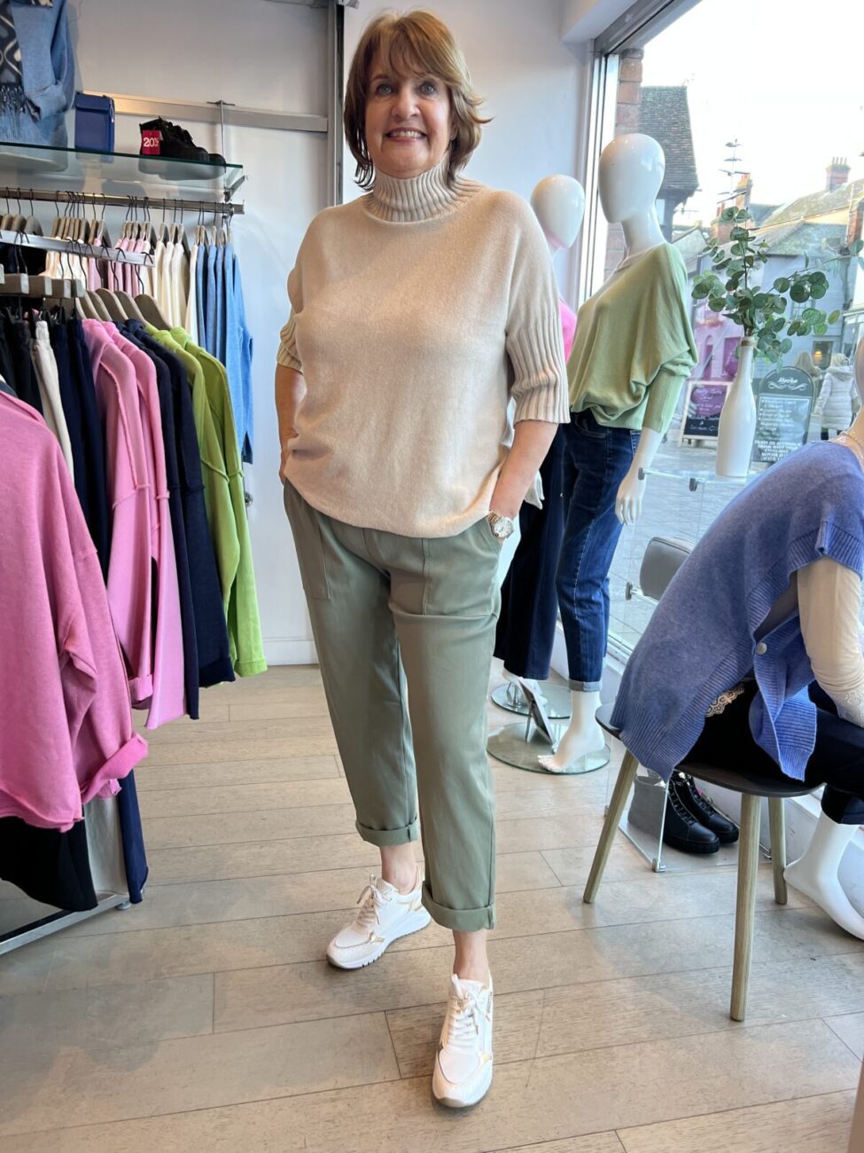New Super Stretch Easy Pant image 6