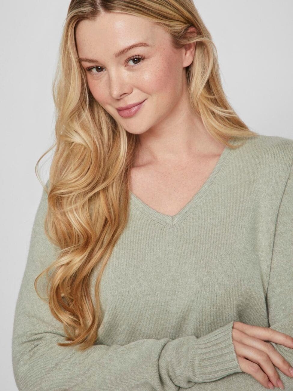 Vila Viril V-neck L/S Knit Top Bestseller image 12