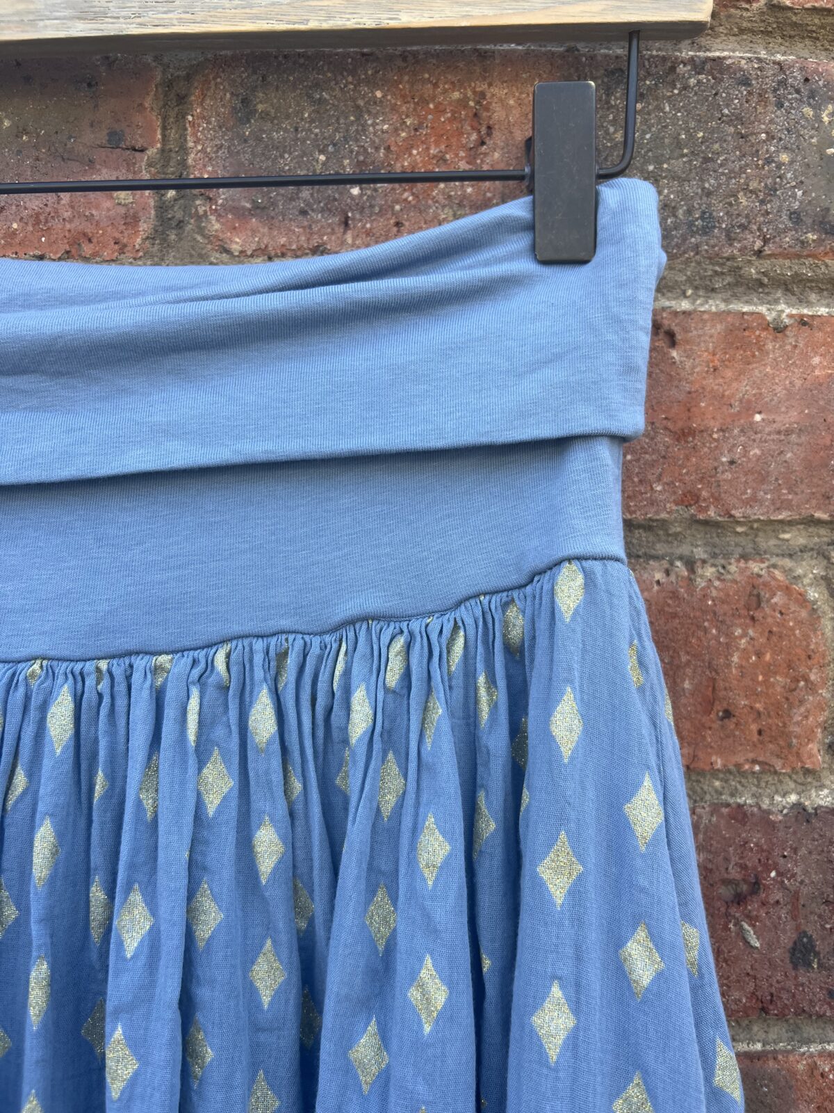 Cotton Lined Skirt with Gold Diamond Motif image 4