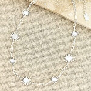 Envy Short silver starburst necklace