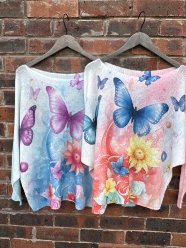 Spring Printed Butterfly Knit Top