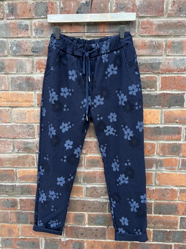 New Spring Printed Daisy Magic Pants