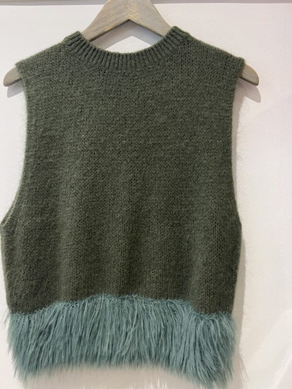 Sleeveless Feather Detail Knit
