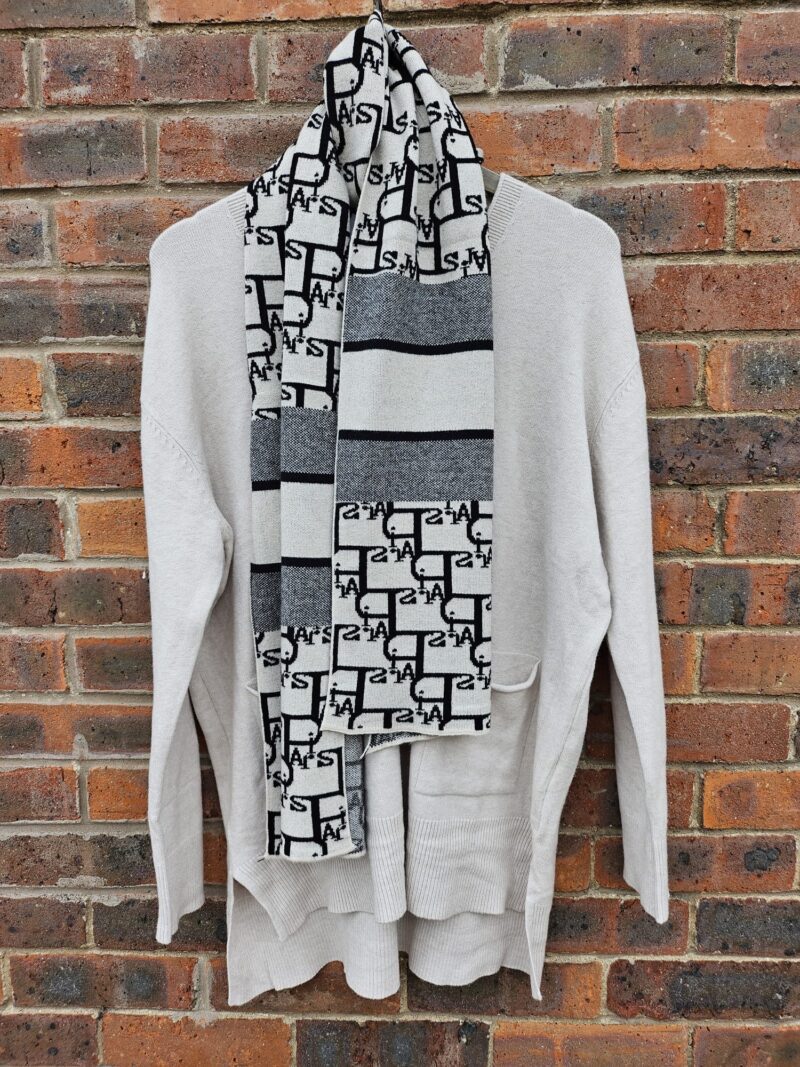 V Neck Knit Top with Pockets and Printed Knit Scarf