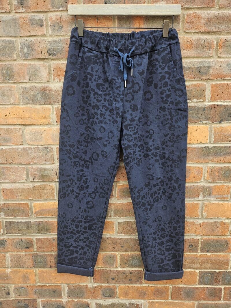 Bestselling Magic pants in new leopard animal print