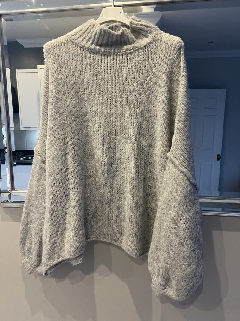 Bestselling Chunky Knit relaxed fit with seam detail