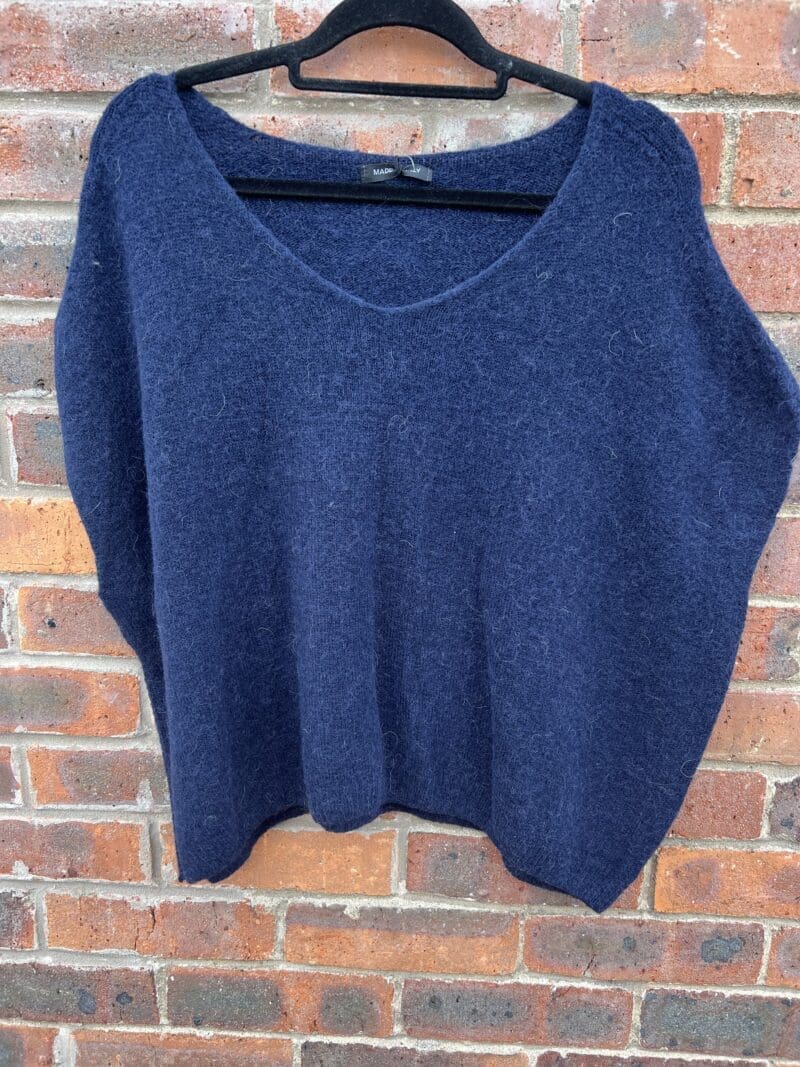 Sky Alpaca Mix V neck knit vest