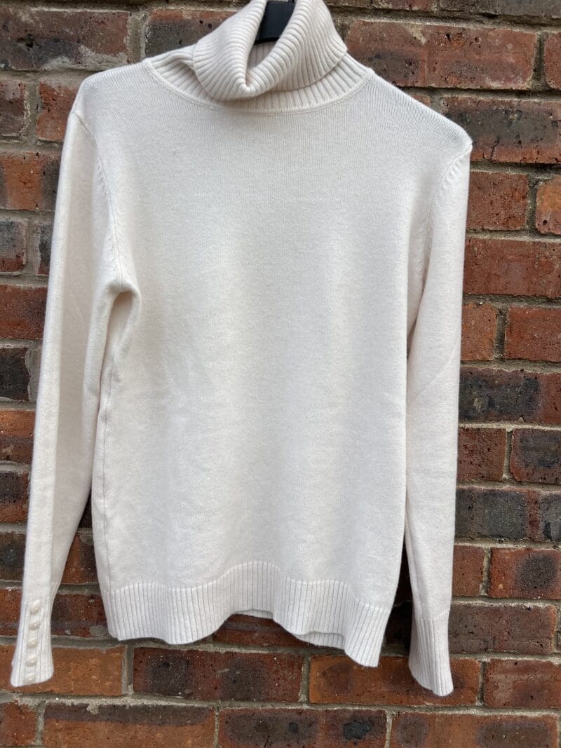 Supersoft Roll Neck classic Knit with Buttons