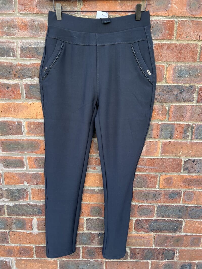 Scuba Leggings Bestseller with Pockets