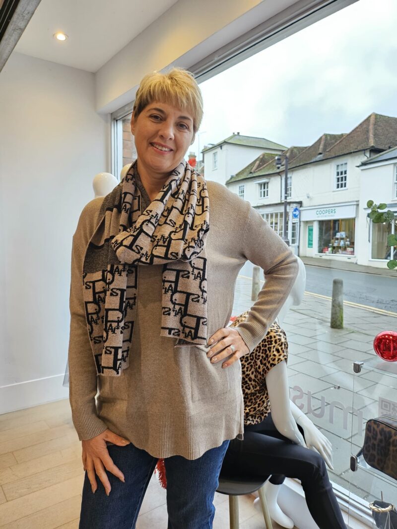 V Neck Knit Top with Pockets and Printed Knit Scarf