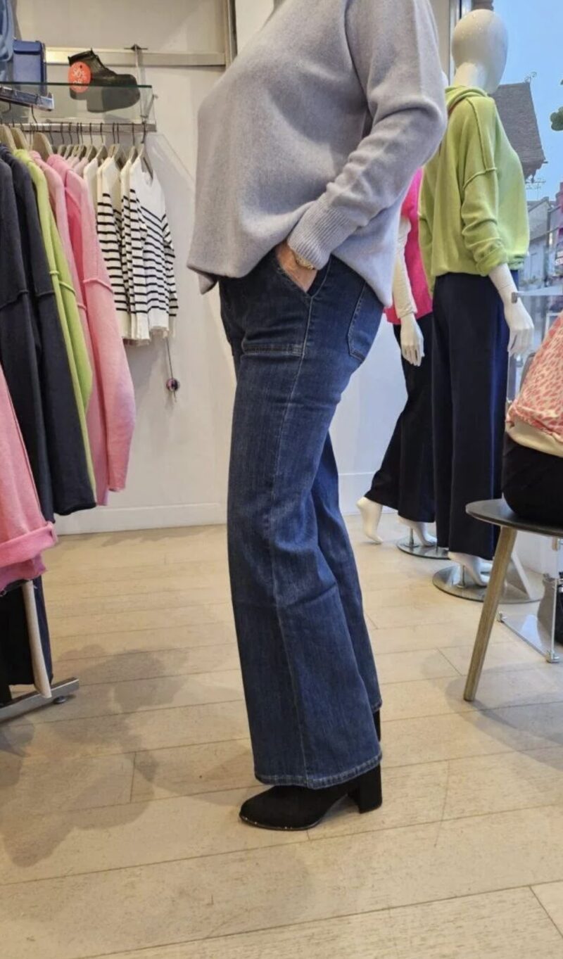 Toxic Wide Leg Jean Mid Wash