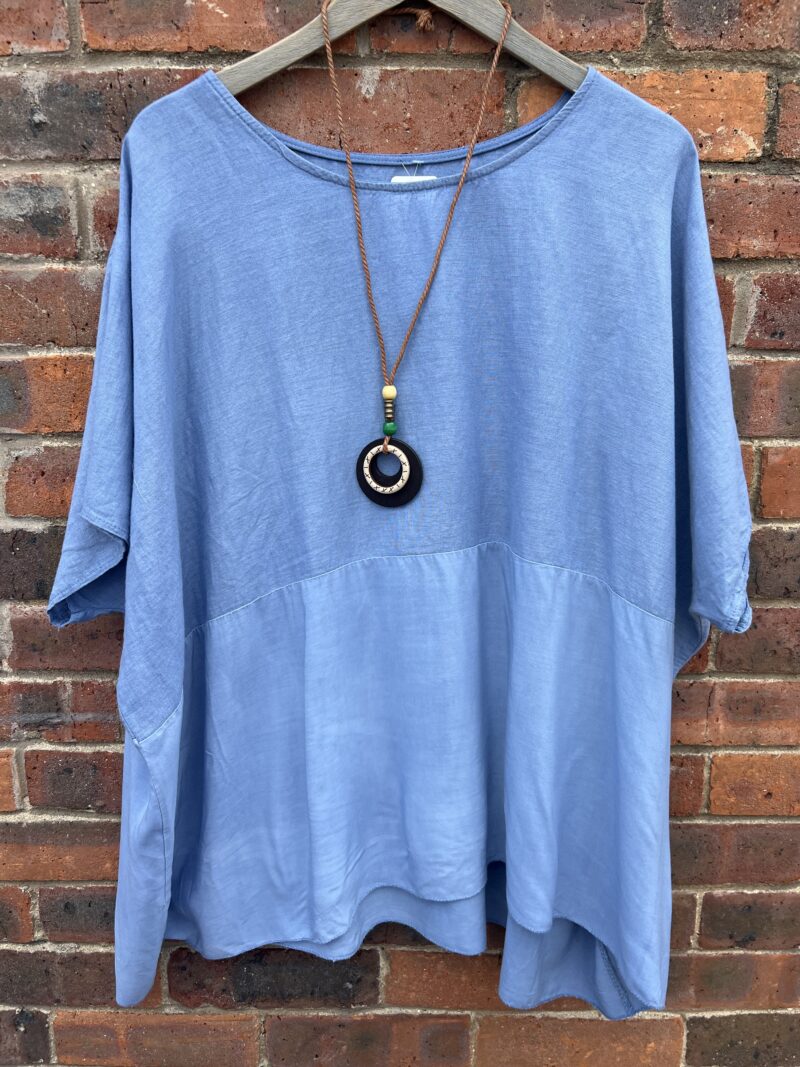 Linen Tiered Oversize Top with Necklace