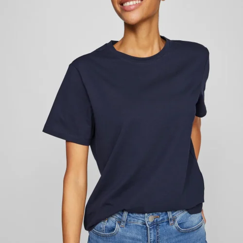 Vila Vinora Tee