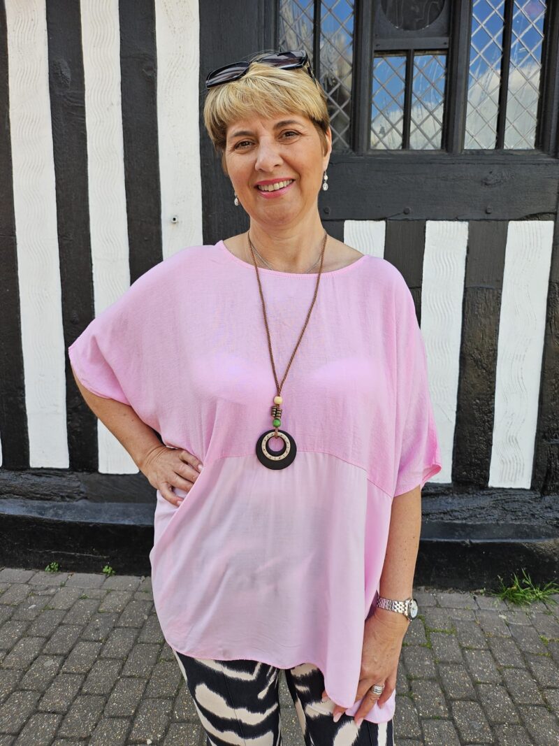 Linen Tiered Oversize Top with Necklace